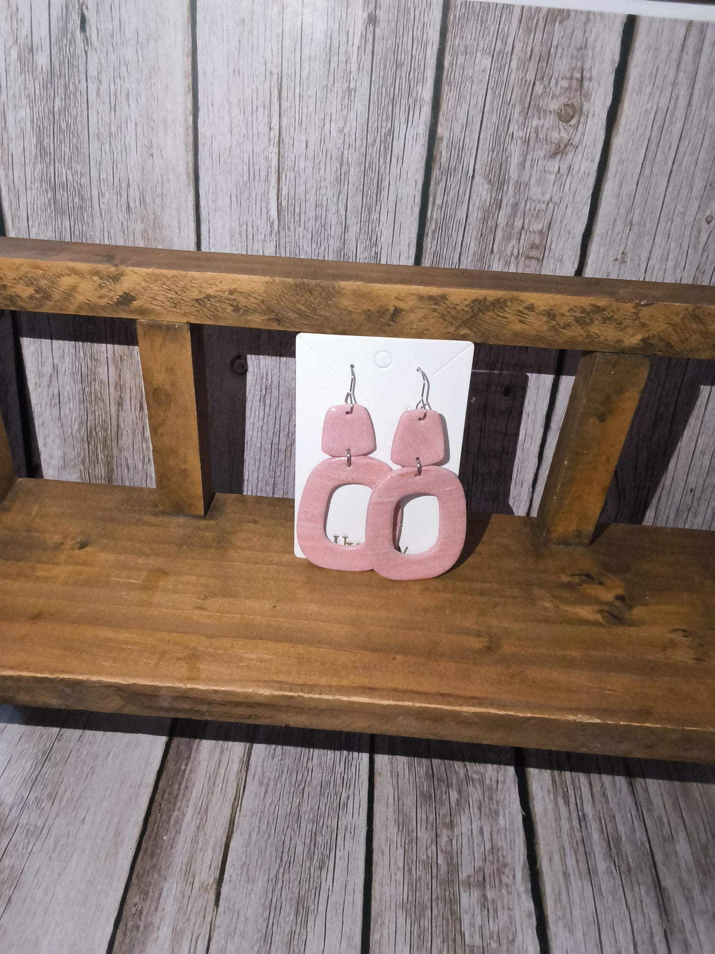 Mauve Shimmer Geometric Two-Tier Open Arch Earrings
