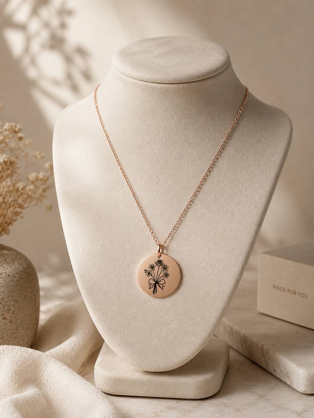 Family Birthflower Rose Gold Necklace
